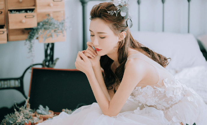 惊龙入世-都市情感小说-主角: 秦风, 许芸潇 惊龙入世-都市情感小说-主角: 秦风, 许芸潇