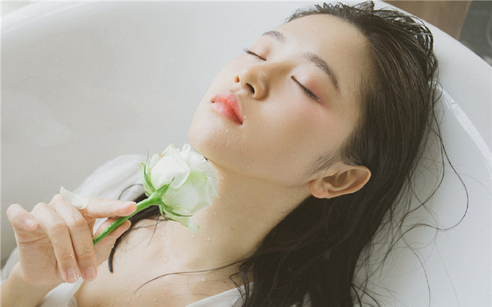 失明半年的叶云帆重见光明 失明半年的叶云帆重见光明