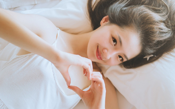 他是身份神秘的超级兵王,更是黑暗世界的杀神 他是身份神秘的超级兵王,更是黑暗世界的杀神