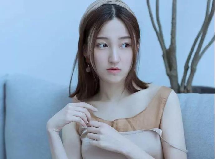 收个总裁做爹地-总裁豪门小说-主角: 孙心染, 帝云烨 收个总裁做爹地-总裁豪门小说-主角: 孙心染, 帝云烨