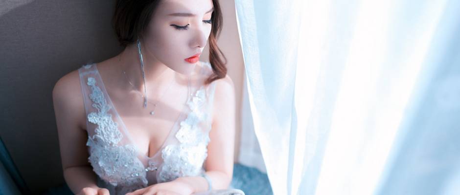 微风许轻眠:那夜她偷偷回家本想给他惊喜 微风许轻眠:那夜她偷偷回家本想给他惊喜