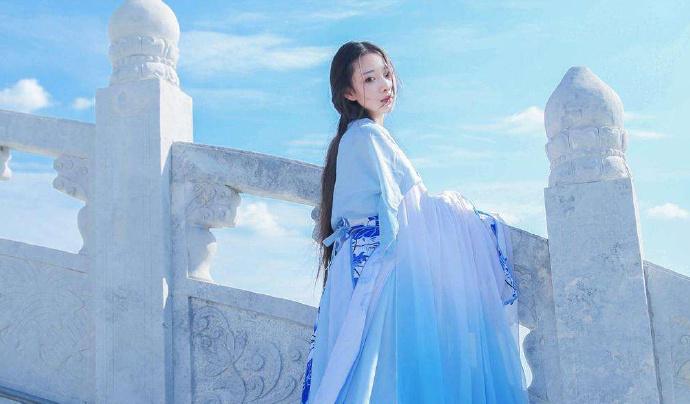 重生后的她虐后母虐渣女,无意间招惹了一个让自己值得托付一生的男人 重生后的她虐后母虐渣女,无意间招惹了一个让自己值得托付一生的男人