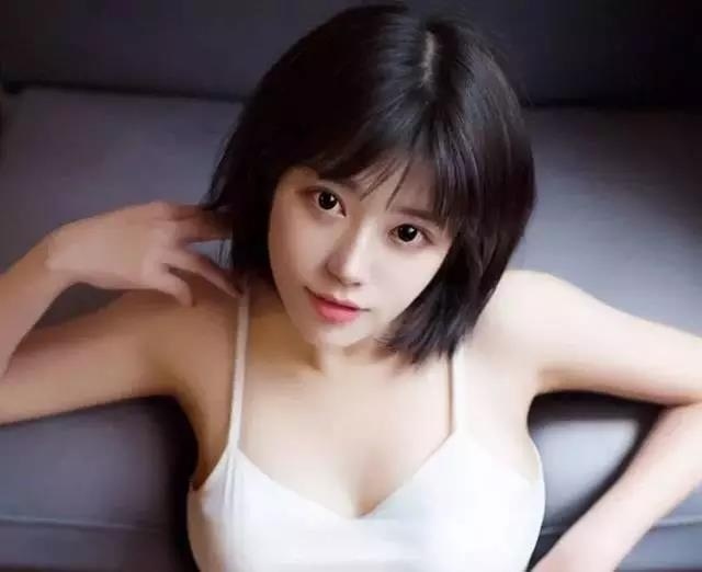 穆柠溪表示,她走过最远的路,就是墨总的套路! 穆柠溪表示,她走过最远的路,就是墨总的套路!