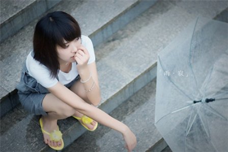 颓废唯美伤感说说大全_认识的朋友不少走进心里