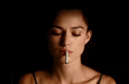 女生抽烟的伤感说说