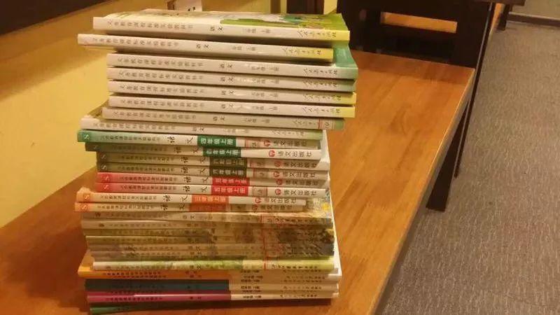 她25岁,靠一口好声音月入50万:这样经营自己,越活越值钱 她25岁,靠一口好声音月入50万:这样经营自己,越活越值钱