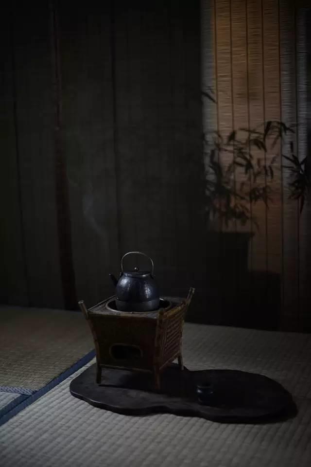 梁实秋:一盏清茶,往事如烟 梁实秋:一盏清茶,往事如烟