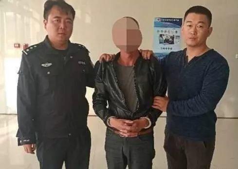 “刚刚,因为一个微信红包,我倾家荡产” “刚刚,因为一个微信红包,我倾家荡产”