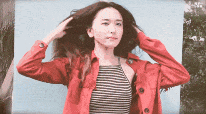 她25岁,靠一口好声音月入50万:这样经营自己,越活越值钱 她25岁,靠一口好声音月入50万:这样经营自己,越活越值钱