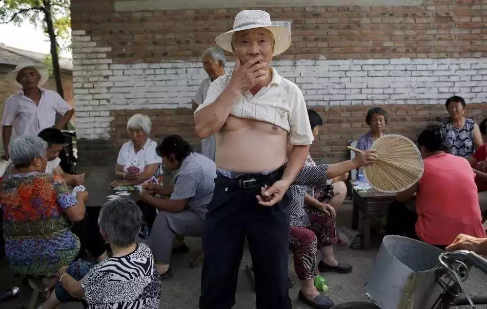 20年前没空调，我们是这样过夏天的，看哭所有人