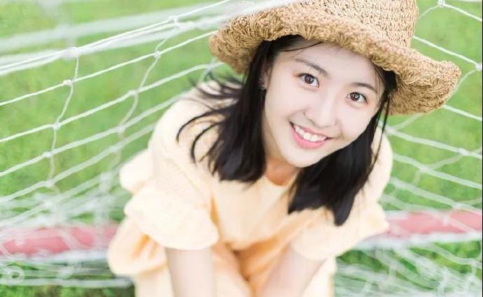 一年前，他是人人唾弃的上门女婿，卑贱如狗！