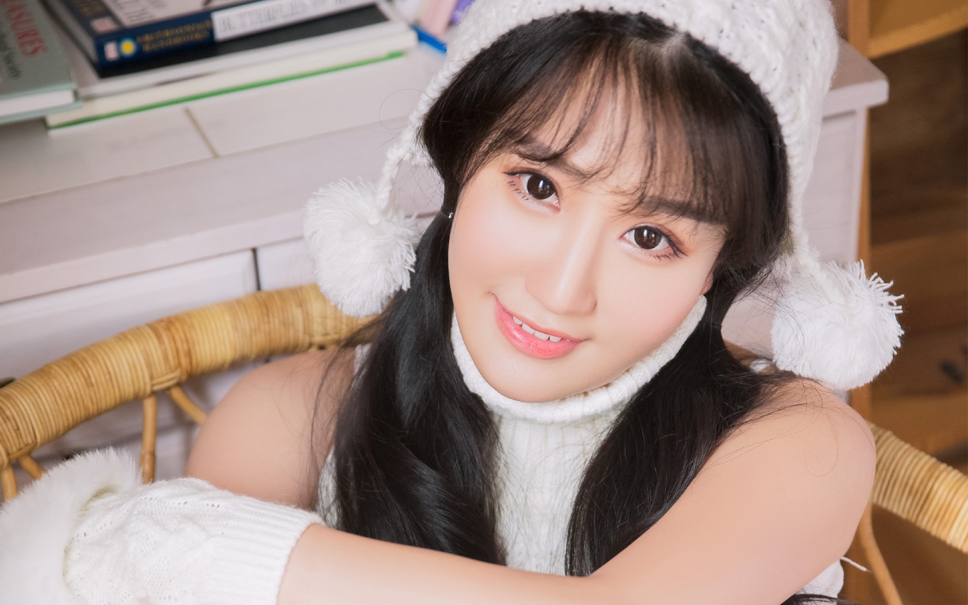 妃常淡定：废柴毒妃太腹黑 主角: 凌卿君, 庄青竹
