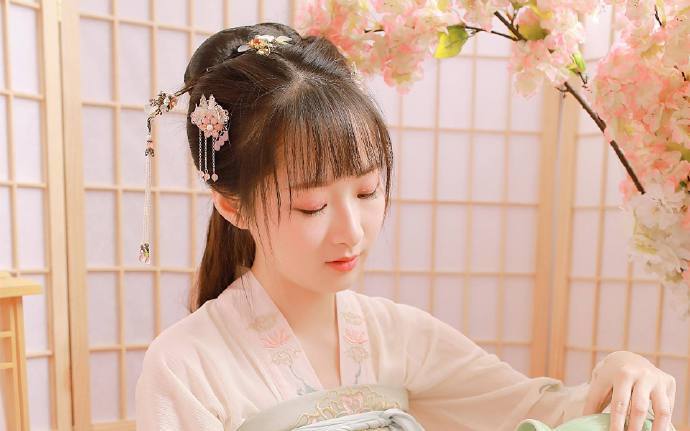 因为乔思语的原因，这段婚姻面临毁灭。