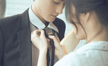 甜蜜蜜的撩人情话简短 放不下手机更放不下你