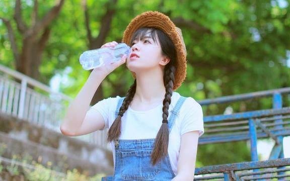 网易经典评论泪流满面 网易云音乐热评句子伤感合集