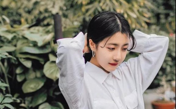 美女的王牌神兵-都市情感小说-主角: 李睿, 慕容倾城