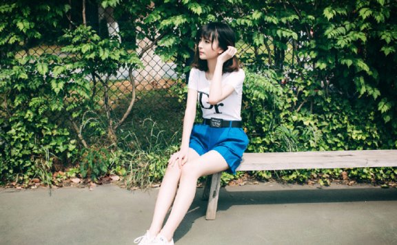 邪王追妻：墙头的王妃快下来 主角: 慕容妍柳, 离天逍