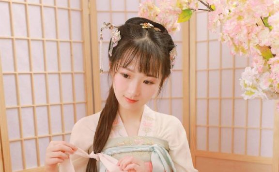 唯有南城入梦来 主角: 花小夕, 赫南城