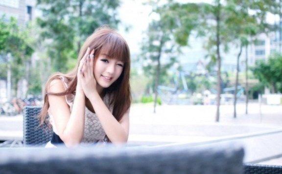 只与曾经不问归情 主角: 莺歌, 洛凌